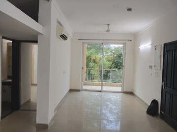 Master Bedroom in 3.5 BHK Builder Floor at Emaar MGF Emerald Hills, Sector 65 – for Rent