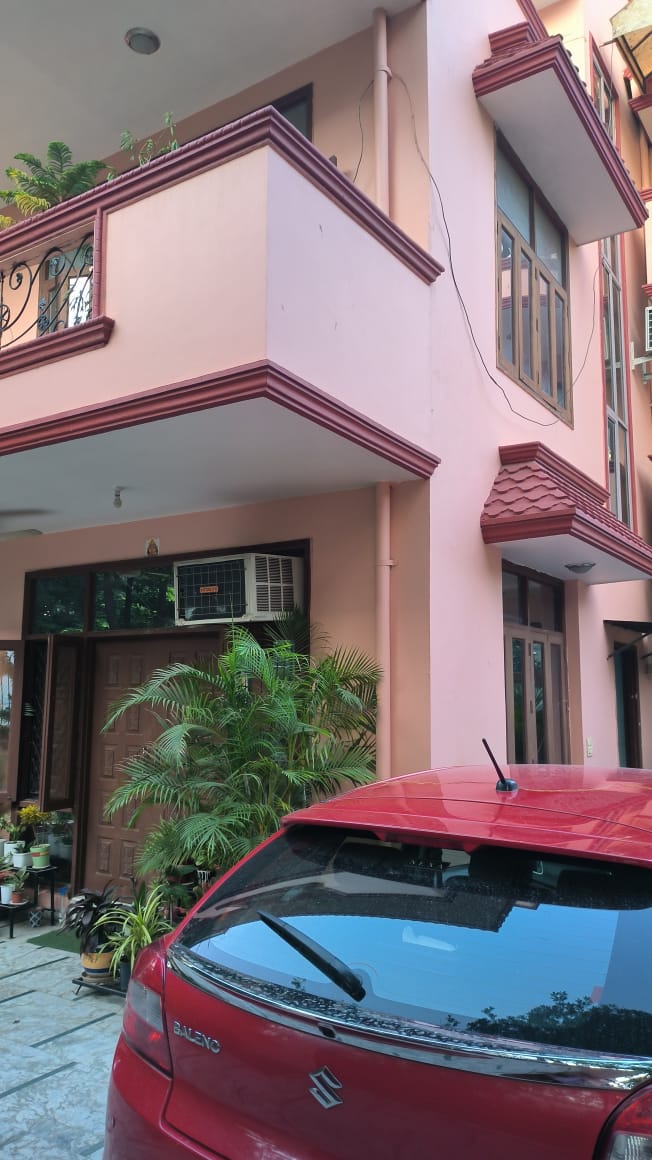 Rental 3 Bedroom 2050 Sq.Ft. Builder Floor in Sushant Lok I Gurgaon