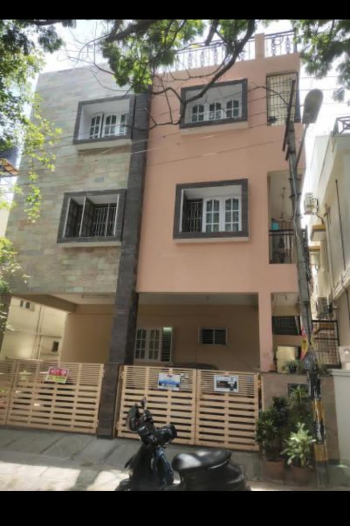 Resale 6 Bedroom 3000 Sq.Ft. Independent House in Uttarahalli Bangalore