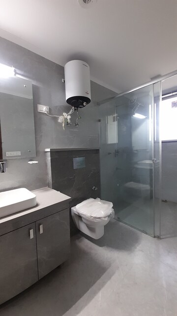 Attached Bathroom in 3 BHK Builder Floor at Ansal Sushant Lok I, Sector 43 – for Rent