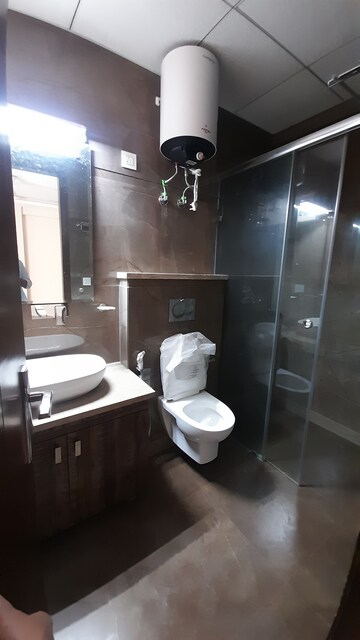 Attached Bathroom in 3 BHK Builder Floor at Ansal Sushant Lok I, Sector 43 – for Rent