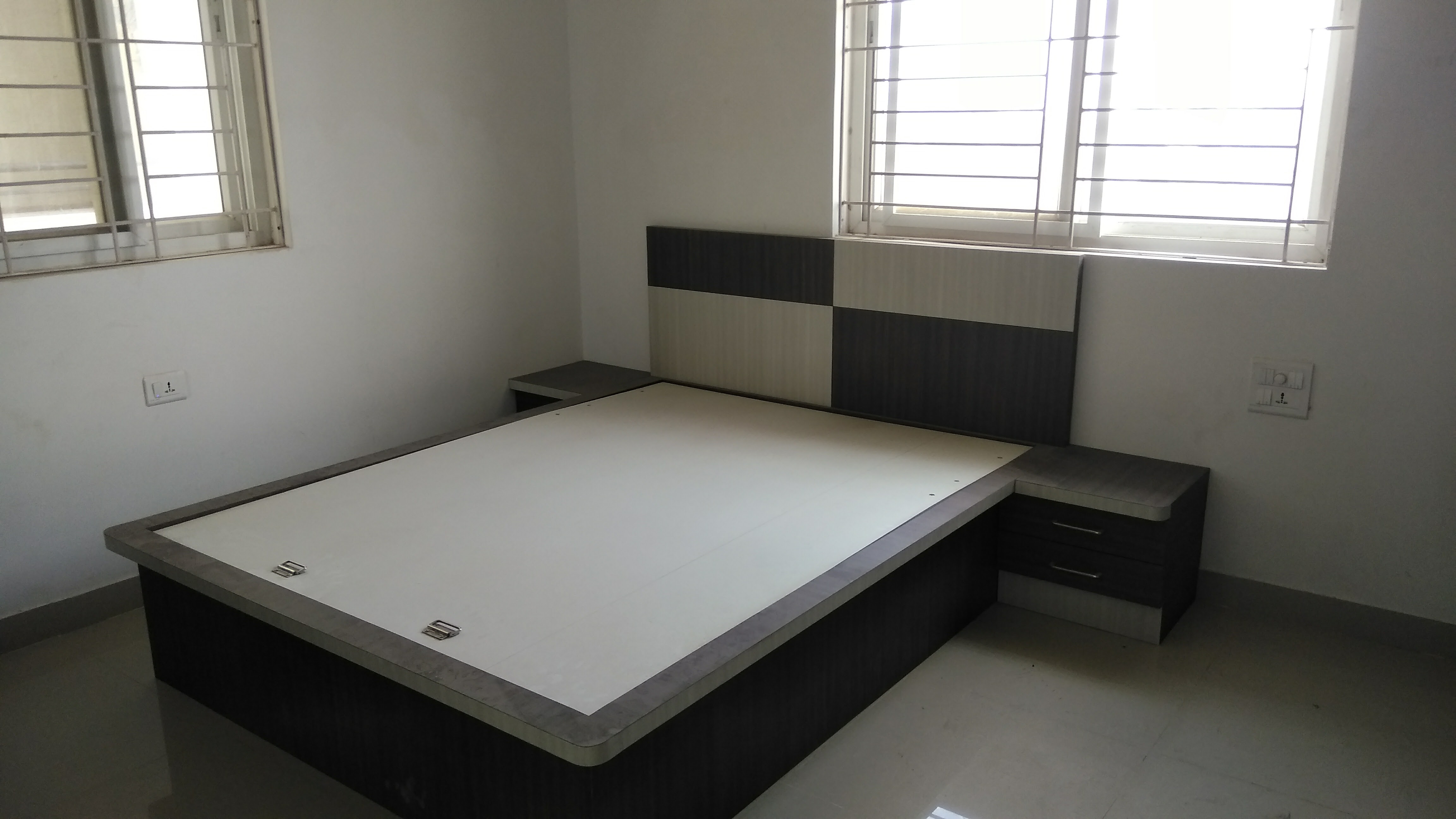 Resale 4 Bedroom 2410 Sq.Ft. Apartment in Poulomi Indus Crest, Tellapur