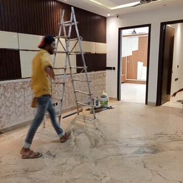 Room in 3 BHK Builder Floor at Ansal Sushant Lok I, Sector 43 – for Rent