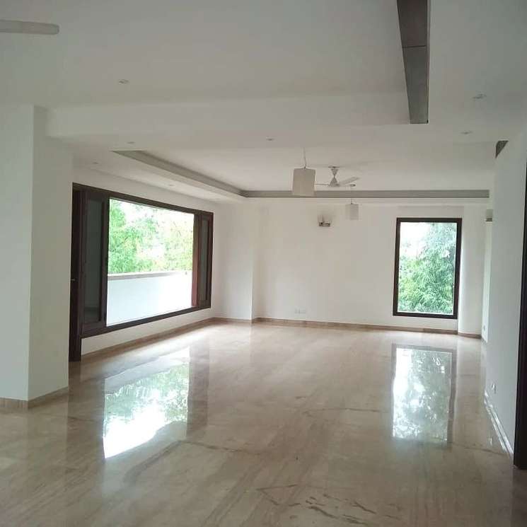 4 Bedroom 311 Sq.Yd. Builder Floor in Green Park Delhi