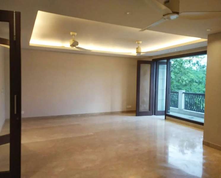 3 Bedroom 200 Sq.Yd. Builder Floor in Green Park Delhi