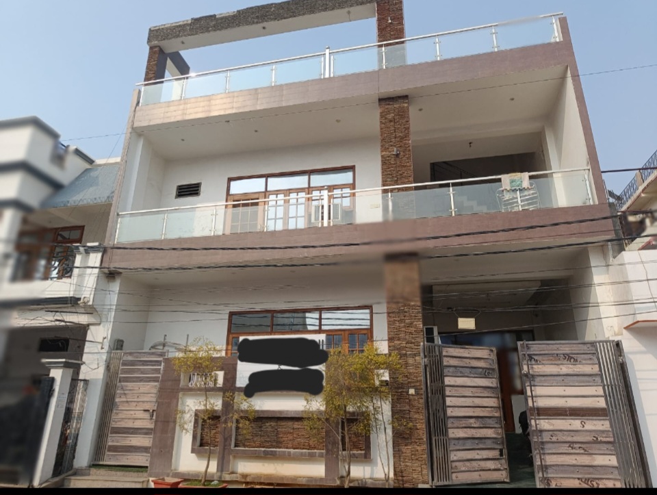 179+ Independent House near Post Office Rajajipuram, Rajajipuram