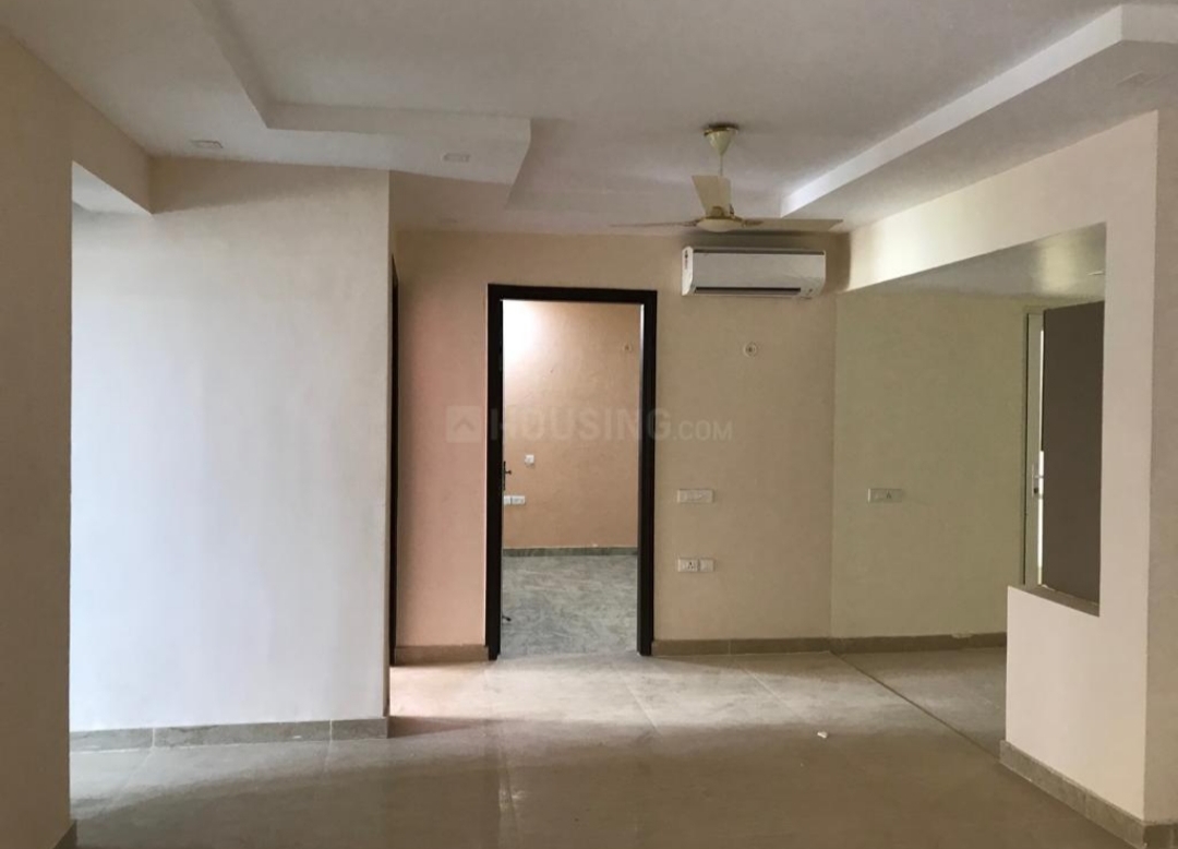 Rental 3 Bedroom 2000 Sq.Ft. Apartment in Parsvnath Gomti Nagar