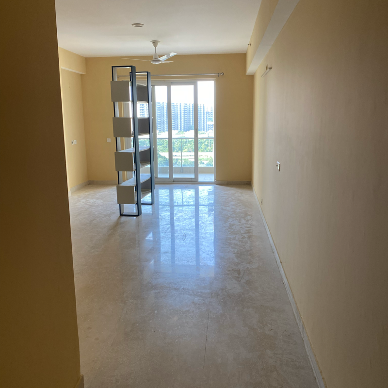 3 BHK + Servant Room Apartment For Rent in Paras Irene