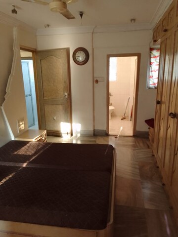 Bathroom in 2 BHK Apartment at Lashkaria Green Towers, Andheri West – for Rent