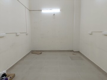  Office Space For Rent in Rustomjee Eaze Zone Mall, Malad West