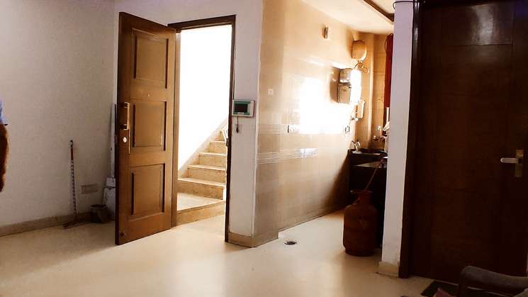 3 Bedroom 900 Sq.Ft. Builder Floor in Old Rajinder Nagar Delhi