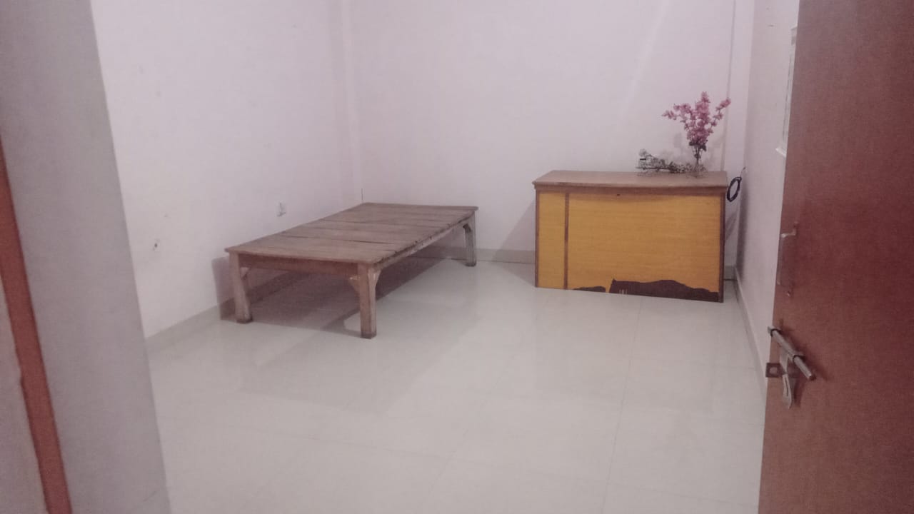 Rental 1 Bedroom 600 Sq.Ft. Independent House in Aliganj Lucknow 5978476