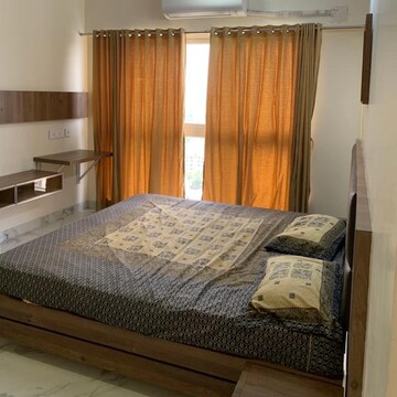 Master Bedroom in 3 BHK Apartment at Juhu – for Rent