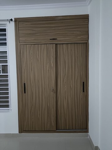 Room in 3 BHK Apartment at Katara Hills – for Sale