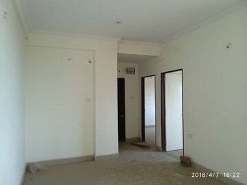Room in 2 BHK Apartment at Katara Hills – for Sale