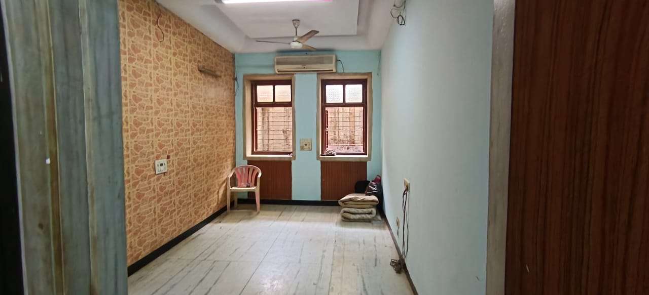 2.5 BHK Apartment For Rent in Chira Bazaar Mumbai 5981057