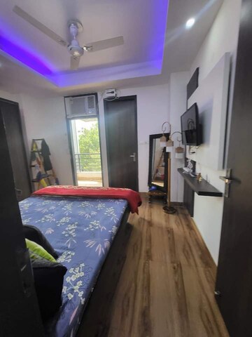 Bedroom in 1 BHK Builder Floor at Ansal Sushant Lok I, Sector 43 – for Rent