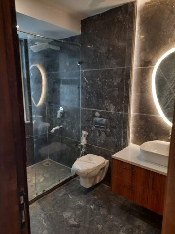 Bathroom in 3.5 BHK Builder Floor at Ansal Sushant Lok I, Sector 43 – for Rent