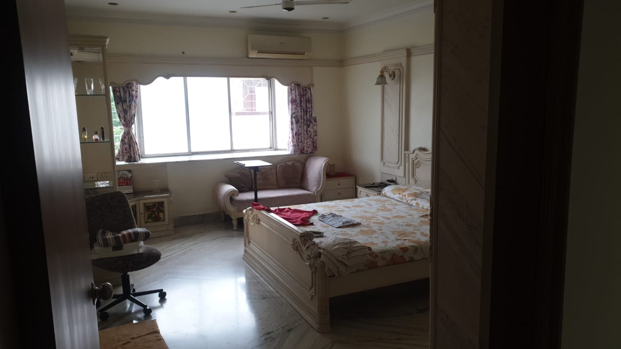 Resale 3.5 Bedroom 3300 Sq.Ft. Apartment in Ballygunge Kolkata 5984632