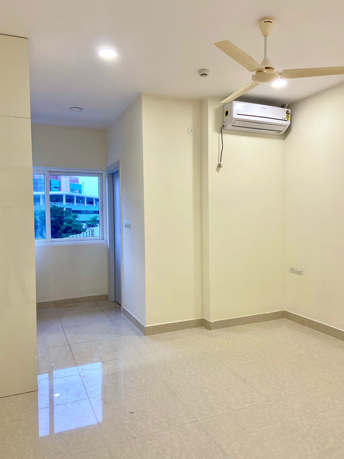 Rental 4 Bedroom 5500 Sq.Ft. Penthouse in Vaishnavi Terraces, Jp Nagar