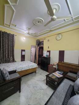 2 BHK Builder Floor For Resale in RWA Dilshad Colony Block F Dilshad Garden Delhi  5985834