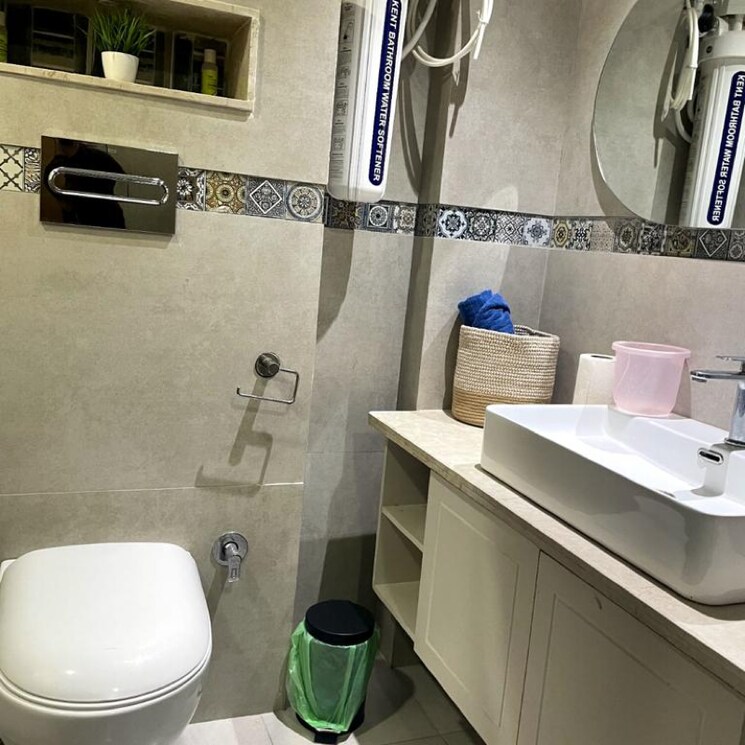 Bathroom, vipul-world-floors 4 Bedroom 2700 Sq.Ft. Apartment In Sector 48 Gurgaon 5989155