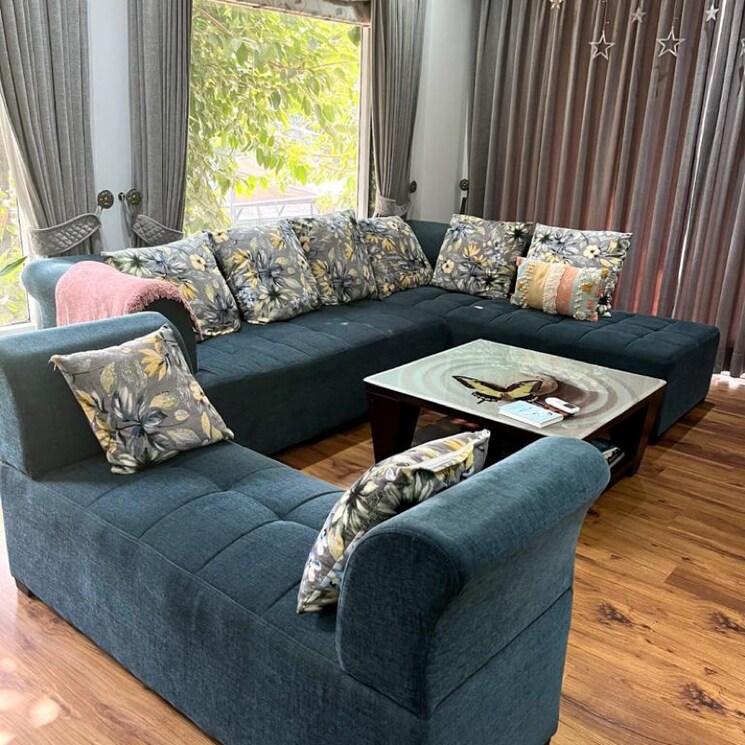 Living Room, vipul-world-floors 4 Bedroom 2700 Sq.Ft. Apartment In Sector 48 Gurgaon 5989155