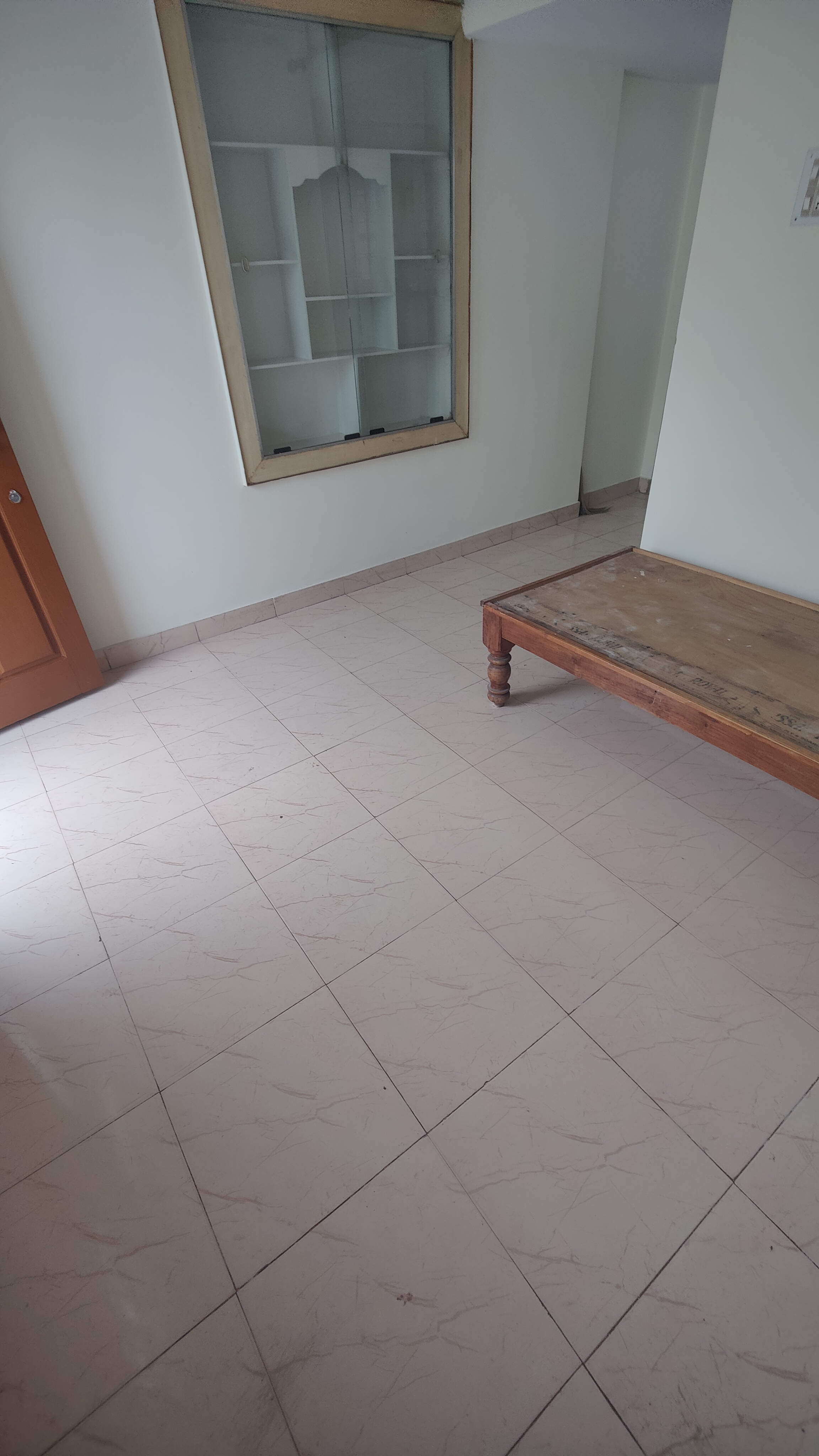 Rental 1 Bedroom 670 Sq.Ft. Apartment in Regency Pinnacle Heights