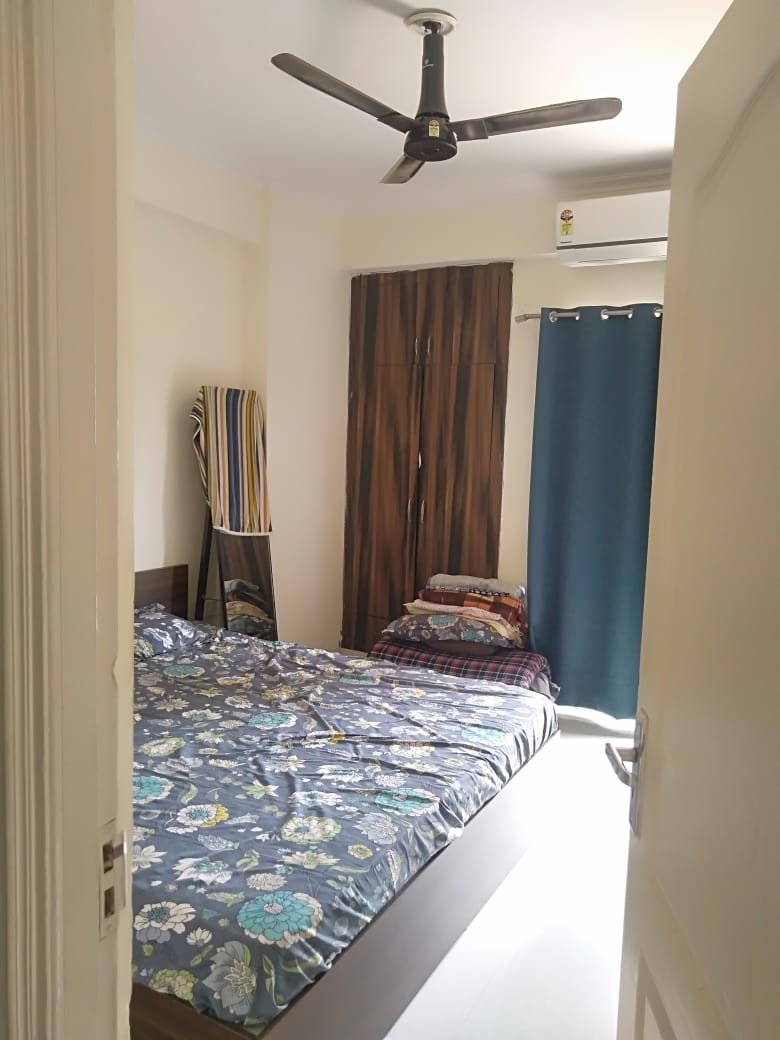 2 BHK Flats for Rent in Sector 62, Noida 2 BHK Flats / Apartments on