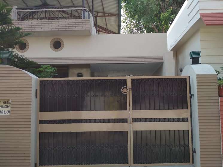 3bhk Newly Renovated House At Deeplok Colony, Ballupur Road