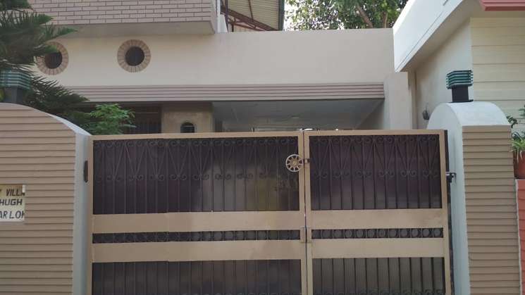 3bhk Newly Renovated House At Deeplok Colony, Ballupur Road
