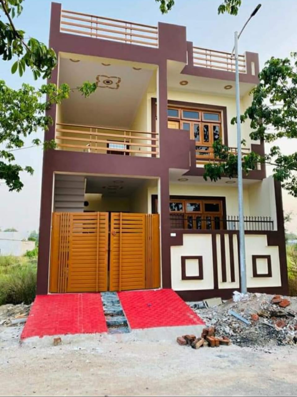 Resale 4 Bedroom 2500 Sq.Ft. Villa in Wing Lucknow Greens Villas