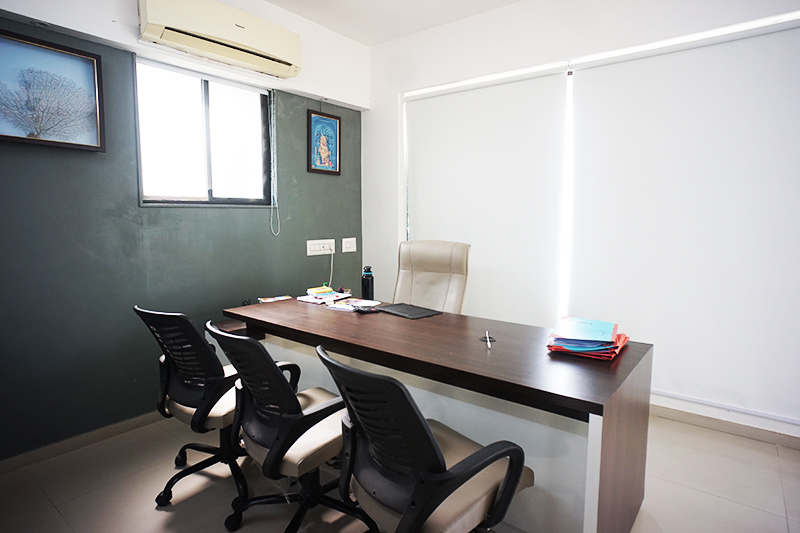 Resale Commercial Office Space 1025 Sq.Ft. in Naranpura Ahmedabad 5999940