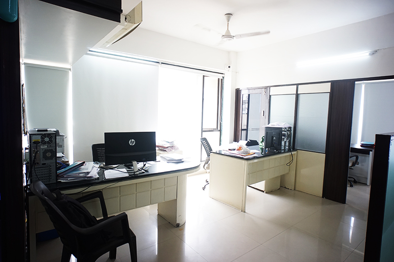 Resale Commercial Office Space 1025 Sq.Ft. in Naranpura Ahmedabad 5999940