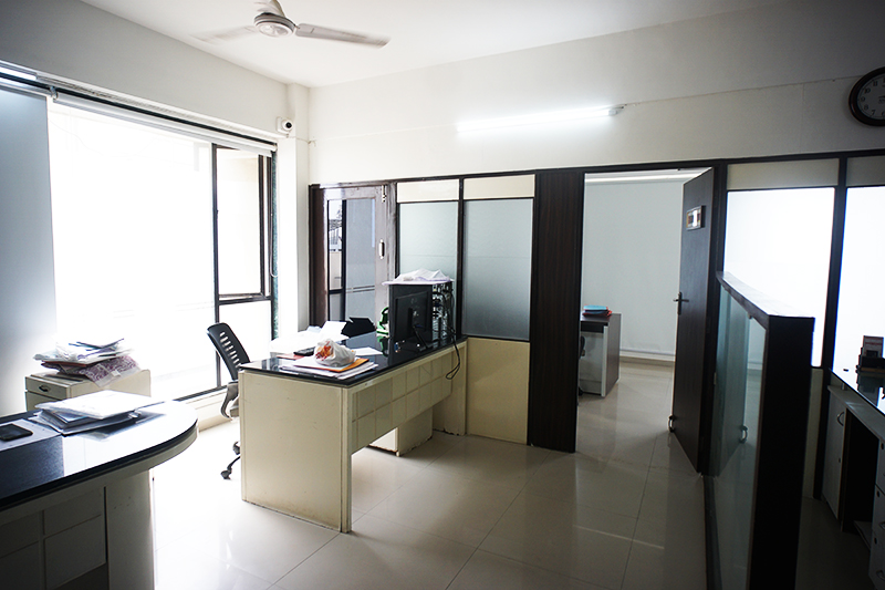 Resale Commercial Office Space 1025 Sq.Ft. in Naranpura Ahmedabad 5999940