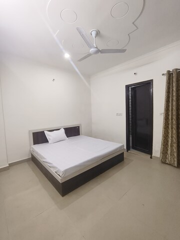 Bedroom in 2 BHK Builder Floor at Dwarka Mor – for Rent