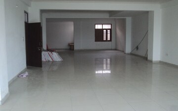 Warehouse For Rent in Mansarovar