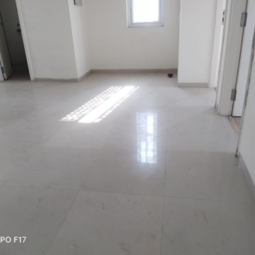 Room in 3 BHK Apartment at Emaar Palm Hills, Sector 77 – for Rent