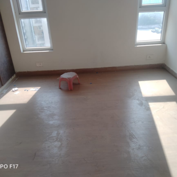 Bedroom in 3 BHK Apartment at Emaar Palm Hills, Sector 77 – for Rent