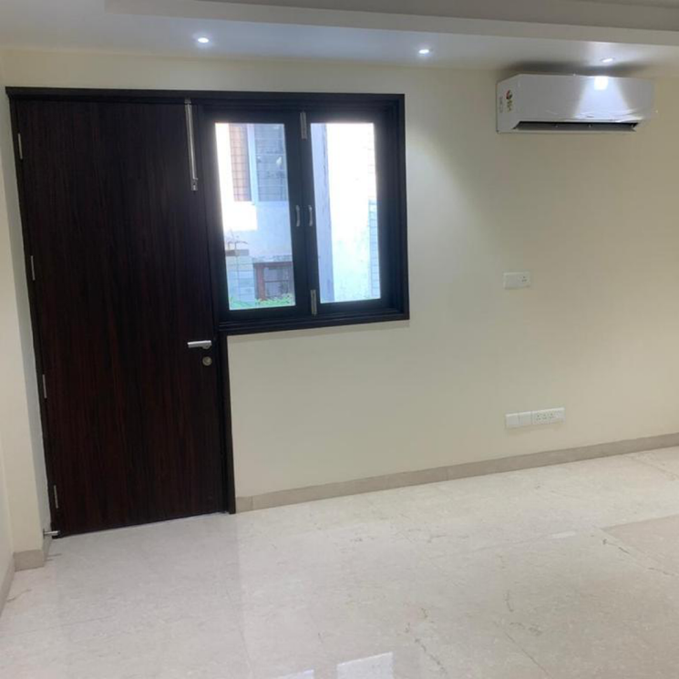 4 Bedroom 500 Sq.Yd. Builder Floor in Dlf Phase I Gurgaon
