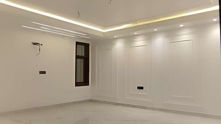 3 Bedroom 1350 Sq.Ft. Builder Floor in Chattarpur Delhi