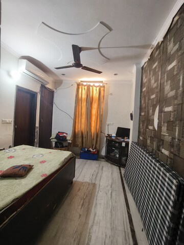 Bedroom in 3 BHK Builder Floor at Dwarka Mor – for Sale
