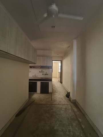 Room in 3 BHK Builder Floor at Dwarka Mor – for Sale