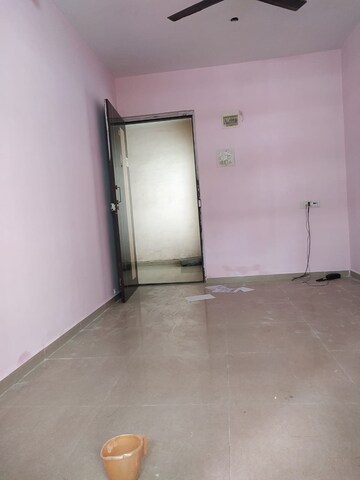 Room in 1 BHK Apartment at Shiv Corner CHS, Taloja – for Sale