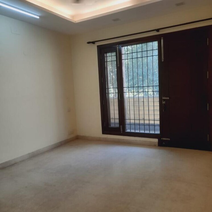 Room, uppal-southend 4 Bedroom 2700 Sq.Ft. Builder Floor In Sector 49 Gurgaon 6011016