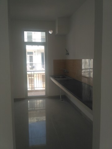 Room in 3 BHK Builder Floor at Omaxe Ambrosia, North Mullanpur – for Sale