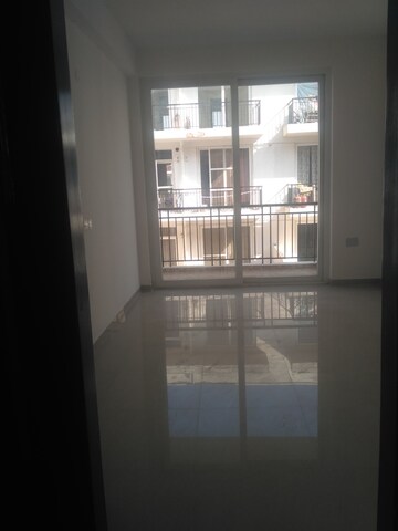 Room in 3 BHK Builder Floor at Omaxe Ambrosia, North Mullanpur – for Sale