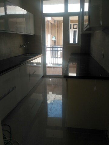 Kitchen in 3 BHK Builder Floor at Omaxe Ambrosia, North Mullanpur – for Sale