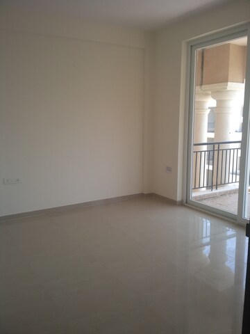 Room in 3 BHK Builder Floor at Omaxe Ambrosia, North Mullanpur – for Sale