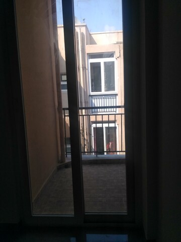 Room in 3 BHK Builder Floor at Omaxe Ambrosia, North Mullanpur – for Sale
